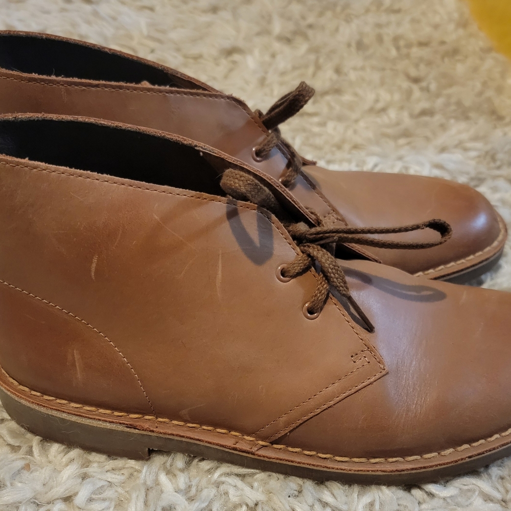 Clarks Tan Leather Chukka Boots
